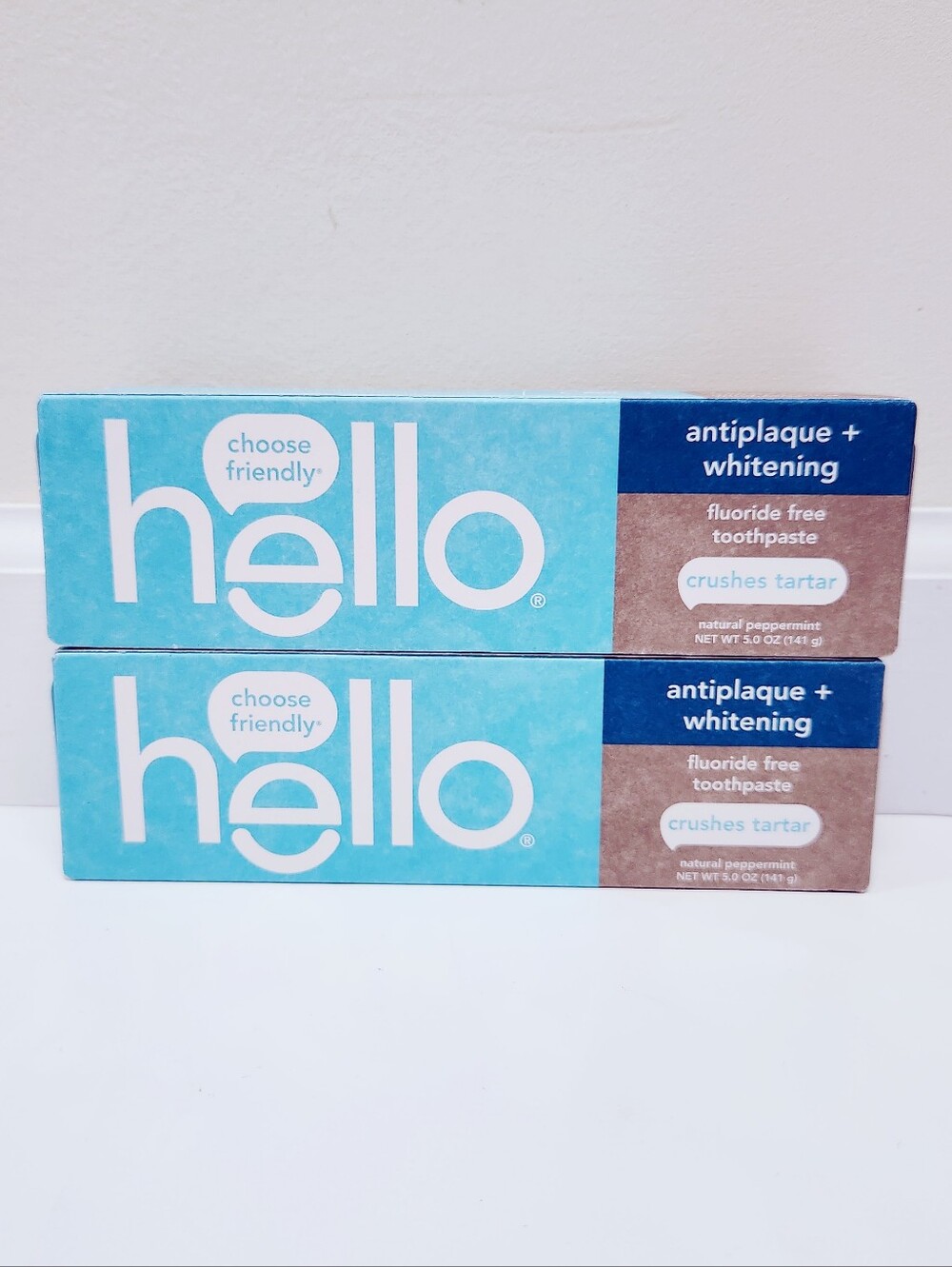🔮3/$15 hello Antiplaque and Whitening Toothpaste Natural Peppermint